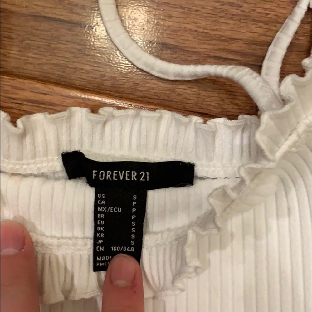 Too small! - Picture 2 of 3
